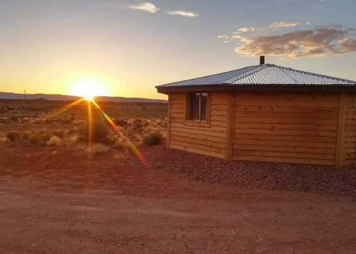 Shash Dine' Ecoretreat Page